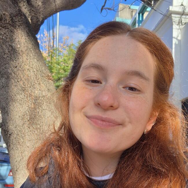 Babysitter in Buenos Aires: Milagros