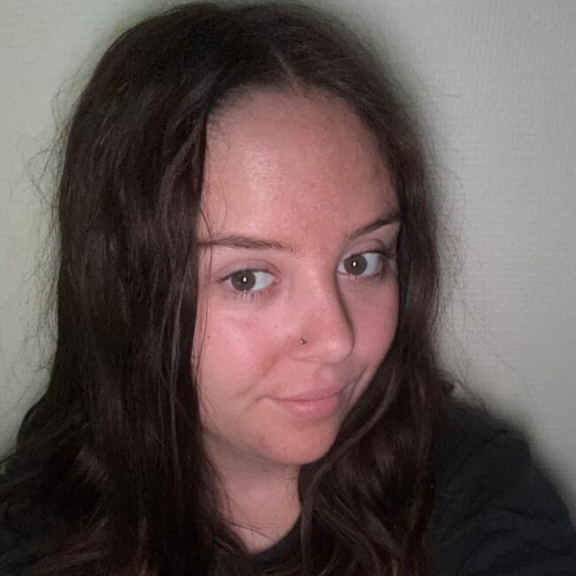 Babysitter in Vannes: Marina