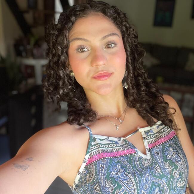 Niñera en Santa Ana: Ashley