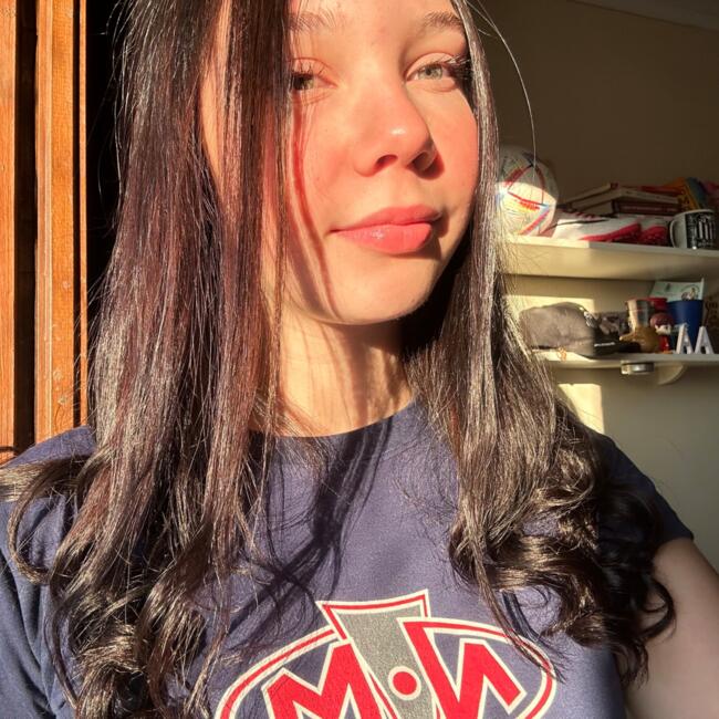 Babysitter in Curitiba: Ana clara melezinski cardoso