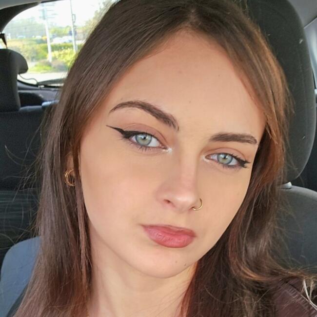 Babysitter in Bressuire: Astrid