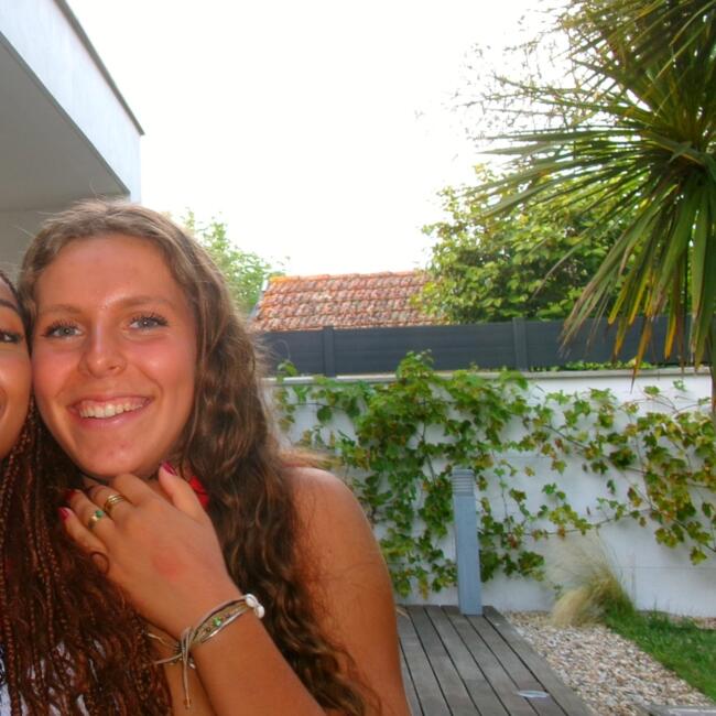 Babysitter in Anglet: Naïs