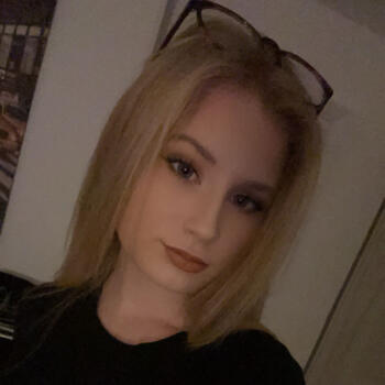 Babysitter Monthieux: Emma