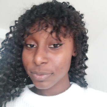 Babysitter in Taubaté: Yasmin