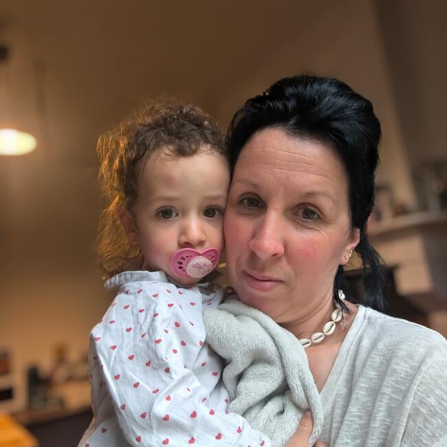 Babysitting job in Cachen: Angelique