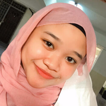 Pengasuh di Petaling Jaya: Nurul