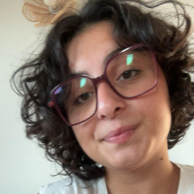 Babysitter in Mérignies: Irem