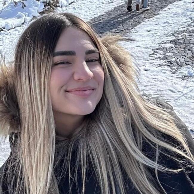 Babysitter a Parma: Xhenifer