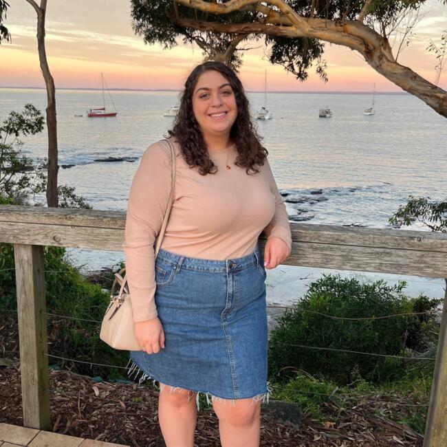 Babysitter in Sydney: Aphroditi