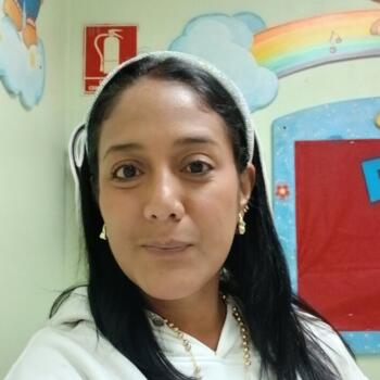 Niñera Caracas: Beverly