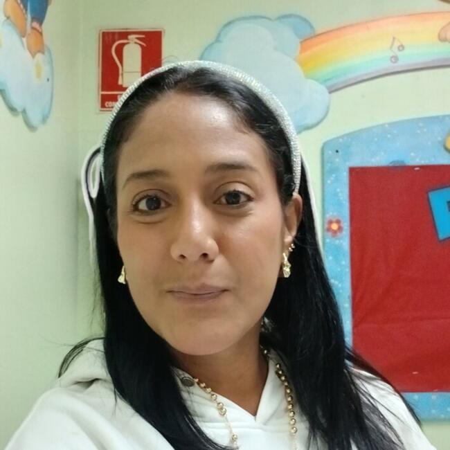 Niñera en Caracas: Beverly
