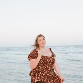 Babysitter in Baytown: Sara