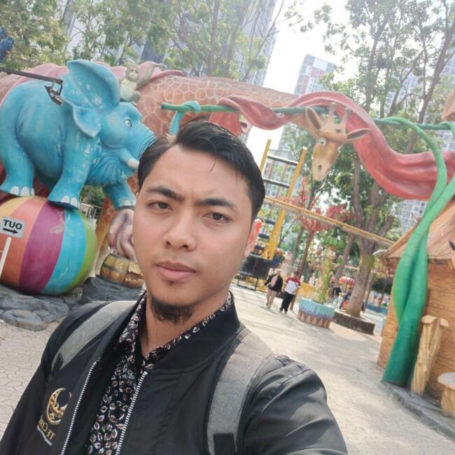 Babysitting job in Puchong: Hilmi Shafawi