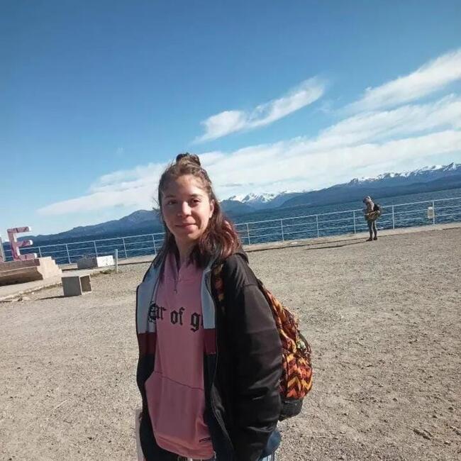 Babysitter in Rosario: Miki