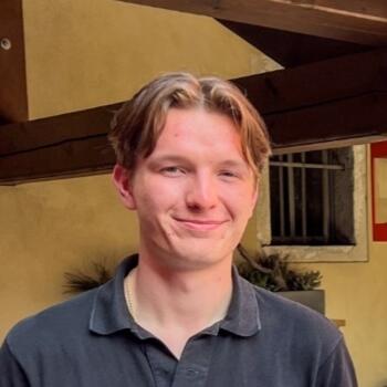 Babysitter in Annecy: Benoit de Roissart