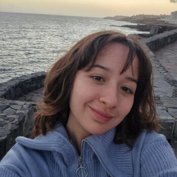 Babysitter in Charco del Pino: Lucia