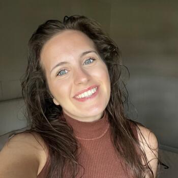 Babysitter Sunshine Coast: Vicky