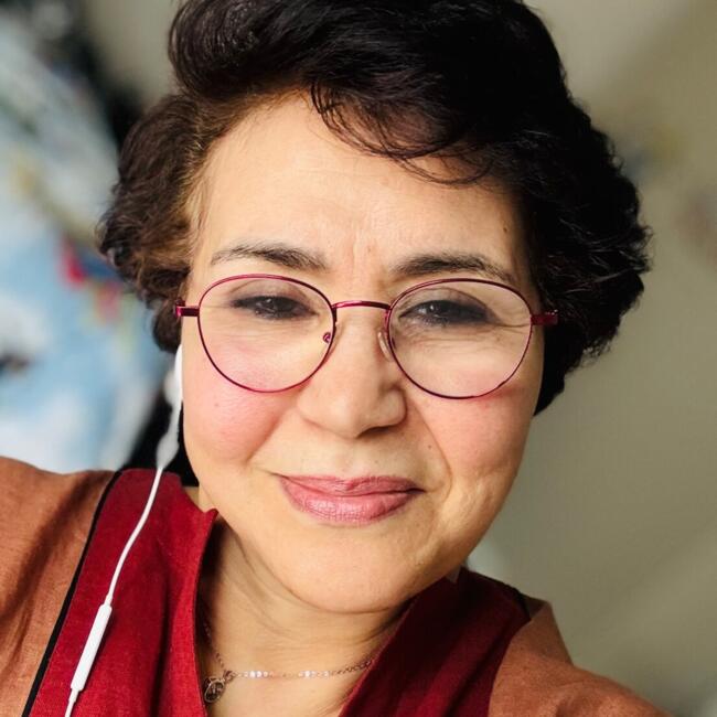 مربية أطفال في الرياض: Yamina