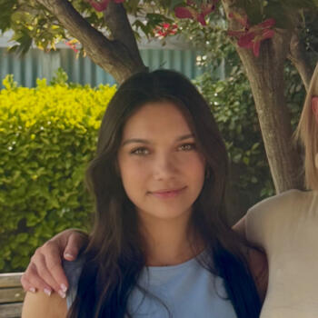 Babysitter in Auckland: Katie