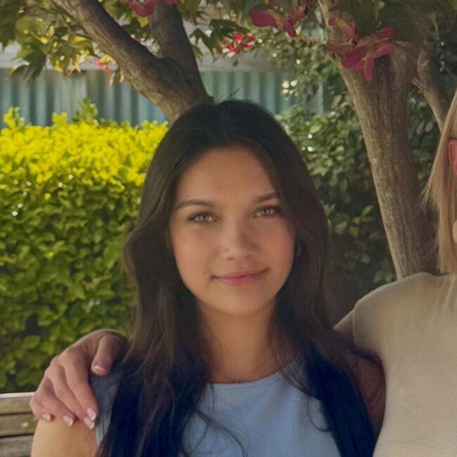 Babysitter in Auckland: Katie