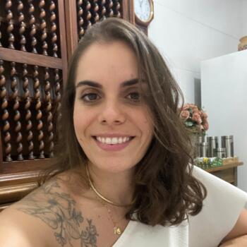 Babysitting job in Santo Amaro da Imperatriz: babysitting job Laura
