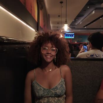 Babá em Vitória: Giuliane