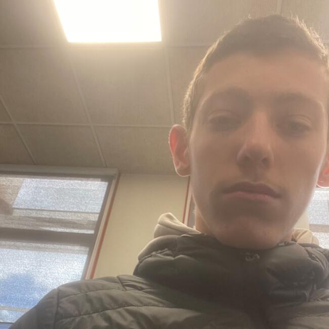 Babysitter in Quincy: Clément