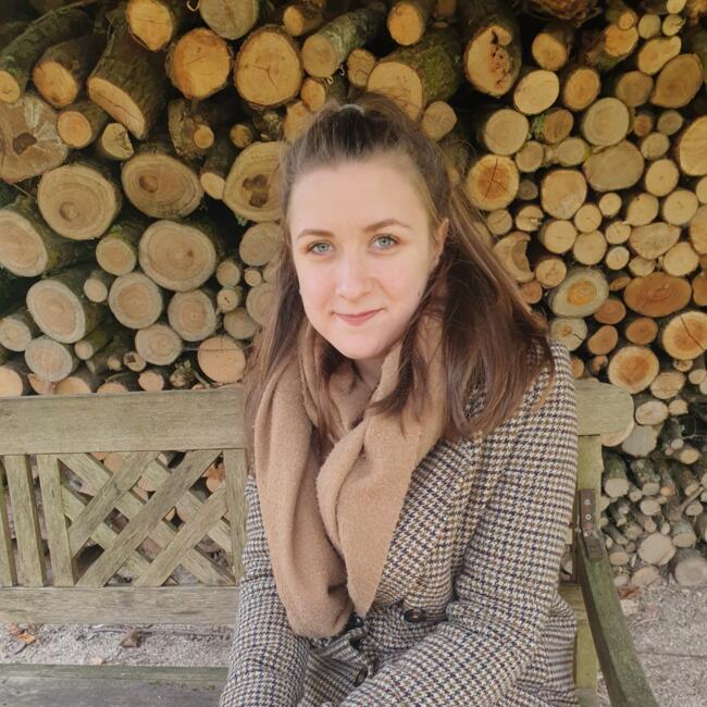 Babysitter in Saint-Romain-en-Gier: Lindsy