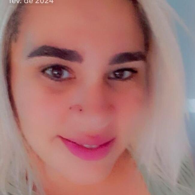 Babysitter in Santana de Parnaíba: Aline