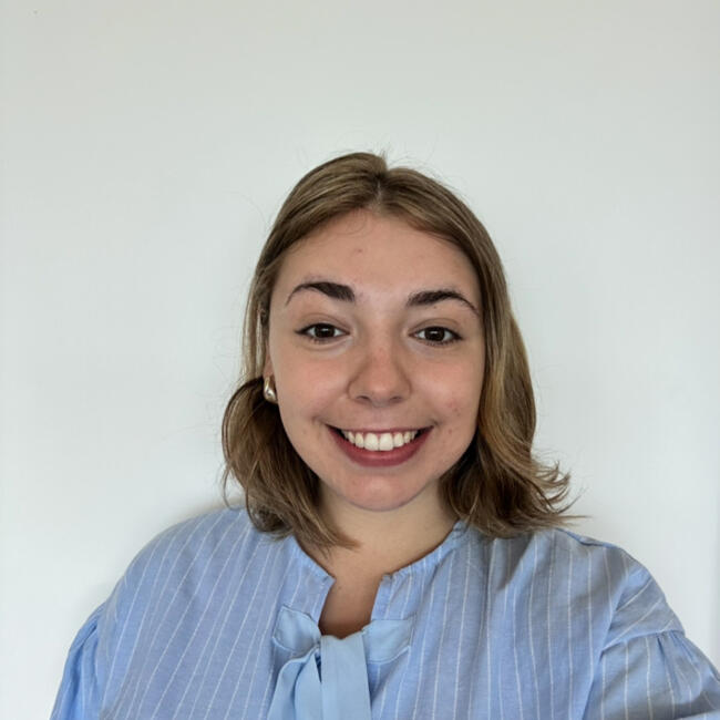 Babysitter in Montevideo: Delfina