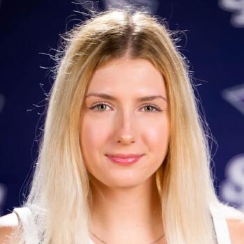 Bébiszitter: Szolnok: Rita