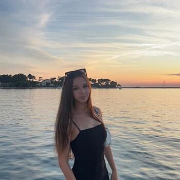 Babysitter in Dunakeszi: Gréta