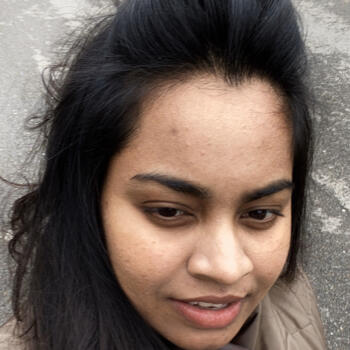 Babysitter Milano: Aneetha