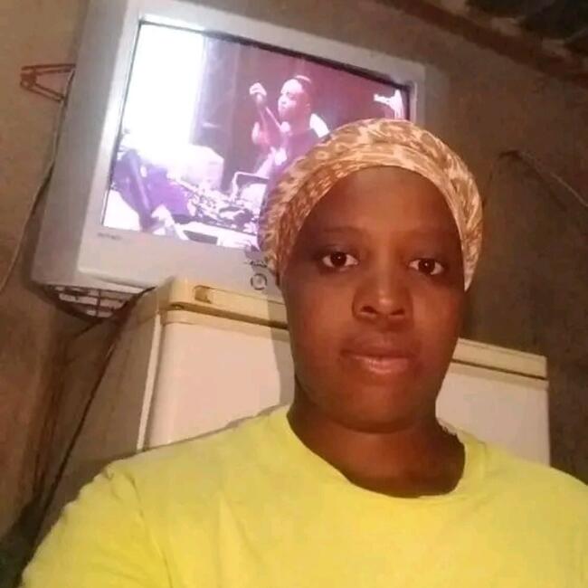 Babysitter in Centurion: Anitta