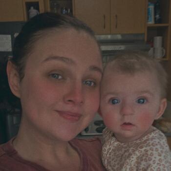 Babysitting job in Brisbane: babysitting job Maddison
