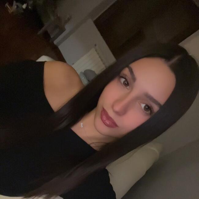 Babysitter a Canegrate: Giulia