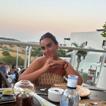 Babysitter in Berango: Maria