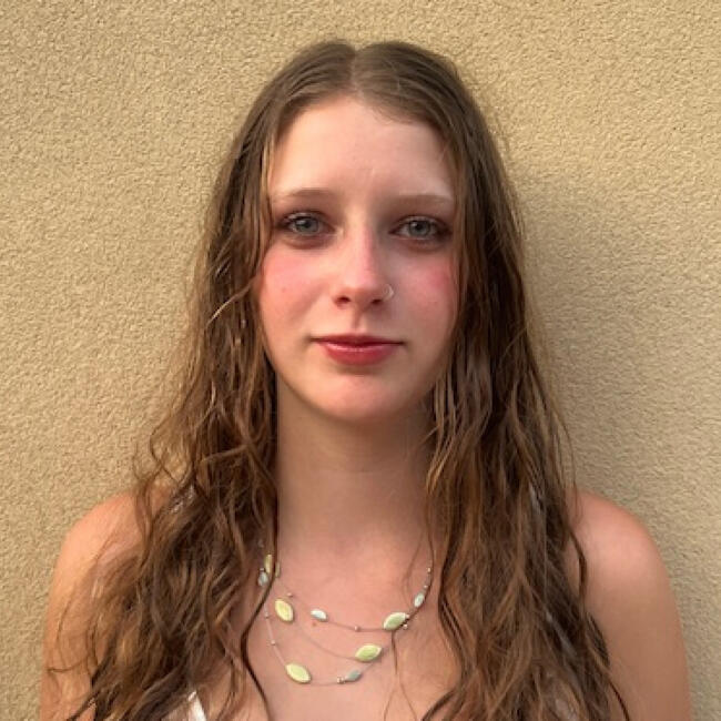 Babysitter in Glasgow: Suki