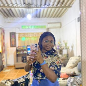 Childminder job in Portimão: babysitting job Zimara