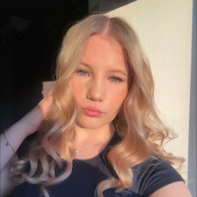 Babysitter in Ath: Kalya