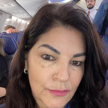 Babá em Belo Horizonte: Neliane