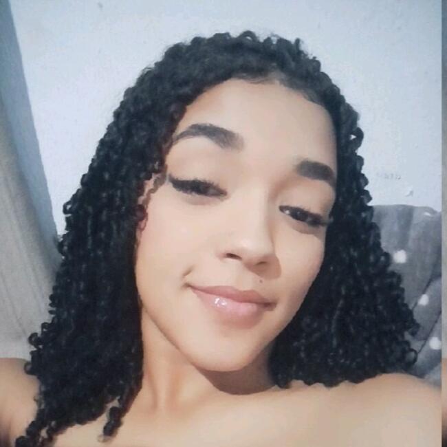 Babysitter in Cuiabá: Jany Kely Ferreira de Lima