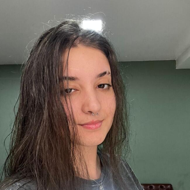 Babá em Linhares: Ana Cláudia