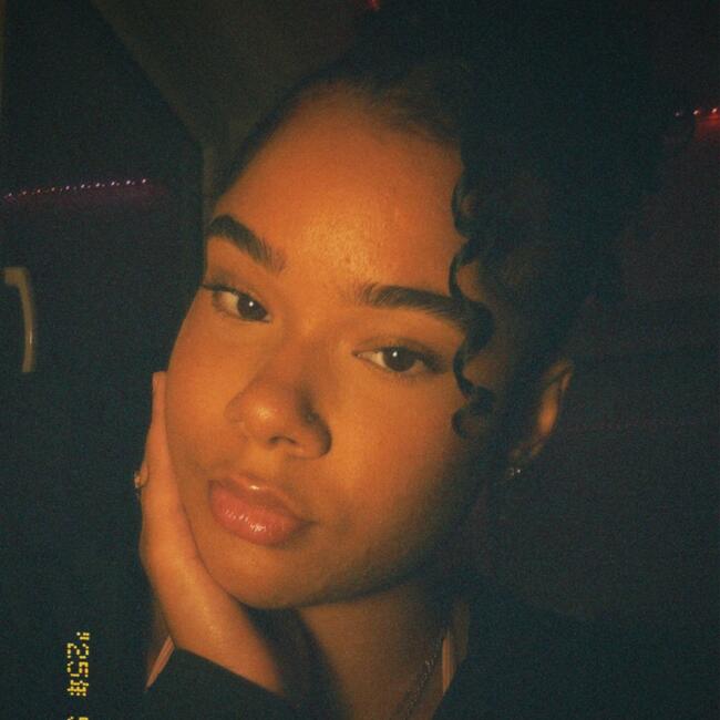 Babysitter in Clervaux: Jasmine