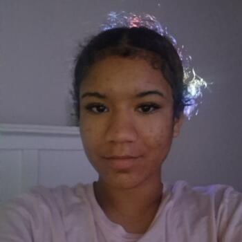 Babysitter in Amarillo: Jazi