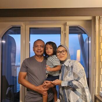 家长 新加坡: Indri