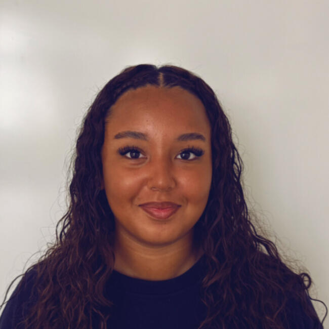 Babysitter in Clermont-Ferrand: Nesrine