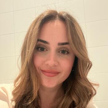 Babysitter in Santa Cruz de Tenerife: María