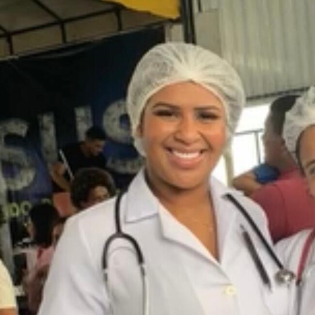 Babá em São Luís: Carolina