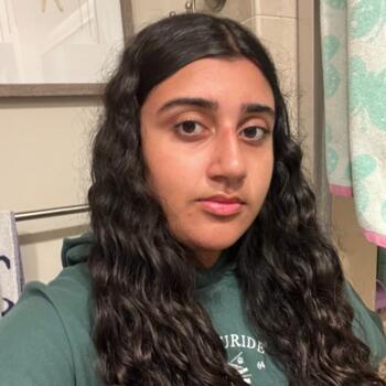 Babysitter in Warren Township: Ayaana